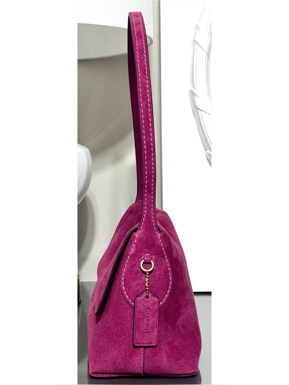 COACH Chelsea Shoulder Bag 30, DARK FUCHSIA SUEDE - Picture 4 of 10